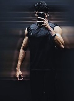 8. 5 Hard Bhargav - Male adult performer in Bangalore Photo 4 of 4