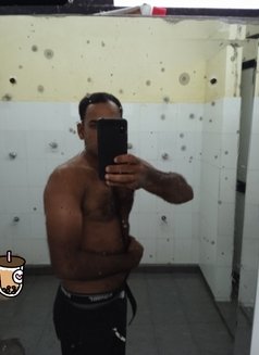 Call boy 8" big cock - Male adult performer in Colombo Photo 5 of 8