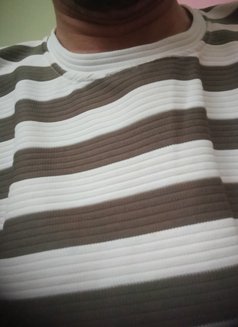 8 Inch Call Me Meet Me - Male escort in Mumbai Photo 3 of 3