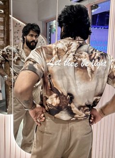 8 Inch Verified - Male escort in Chennai Photo 2 of 2