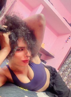 8 Inches Cock - Transsexual escort in Chennai Photo 2 of 16