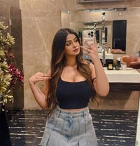 𝟵𝟵𝟵𝟵8𝟓 Vip 8𝟏87 Vip Real 𝗚𝗶𝗿𝗹s - escort in New Delhi