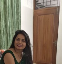 84375 D 15296 I Am Priya Escort - escort in Chandigarh