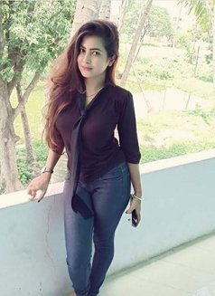88250v24576 I Janvi Escort Services - escort in Chandigarh Photo 1 of 5