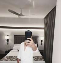 8in muscled guy complexion white - Acompañantes masculino in Hyderabad
