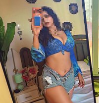 907k Follower on Insta 🩷 🎀༘⋆ - puta in Hyderabad