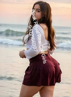 92264 CALL GIRLS LUXURY SERVICE 77423 - escort agency in Candolim, Goa Photo 2 of 6
