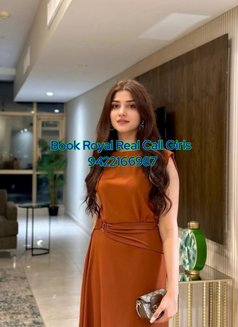 942216 ROYAL HIGH CLASS CALL GIRLS 6987 - Agencia de putas in Candolim, Goa Photo 5 of 11