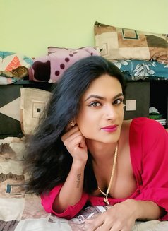 Big Monster 9" Sherin Madiwala - Acompañantes transexual in Bangalore Photo 25 of 26