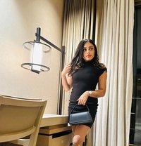 A 1 Quality Indian Model in Star Hotel - Agencia de putas in Pune