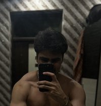 Rohan - Acompañantes masculino in New Delhi