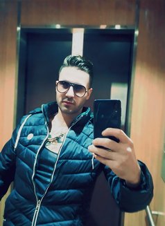Don't hesitate, your request is here - Acompañantes masculino in Beirut Photo 12 of 15