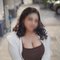 A Fresh Teen & Sweet Curves - puta in Colombo