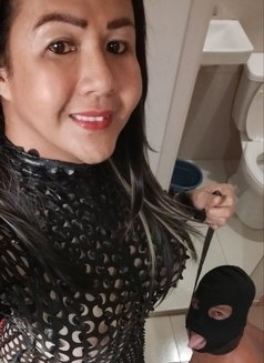 A CERTIFIED DOMINANT HARDFUCKER IN TOWN - Transsexual escort in Manila Photo 10 of 13