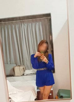 A Hot Lover for Those Who Want the Best - puta in Mumbai Photo 2 of 11