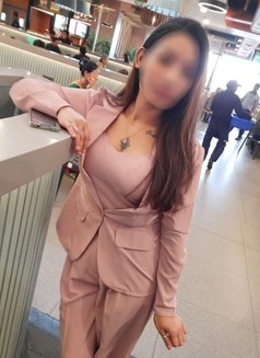 A Hot Lover for Those Who Want the Best - puta in Mumbai Photo 8 of 11