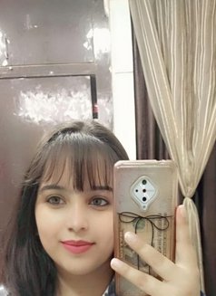 A HOT LOVER FOR THOSE WHO WANT THE BEST - puta in Bangalore Photo 9 of 13