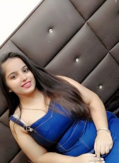 A HOT LOVER FOR THOSE WHO WANT THE BEST - puta in Bangalore Photo 11 of 13