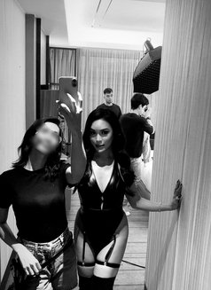 A Lot of Cum Meet&Camshow - Transsexual escort in Manila Photo 18 of 28