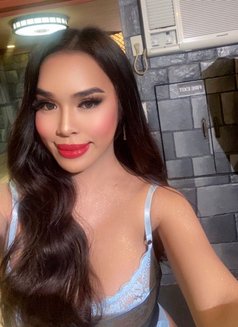 A Lot of Cum Meet&Camshow - Transsexual escort in Manila Photo 24 of 28