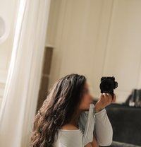 AMIRA | Kensington 🇬🇧, Latina-Khaleeji - escort in London