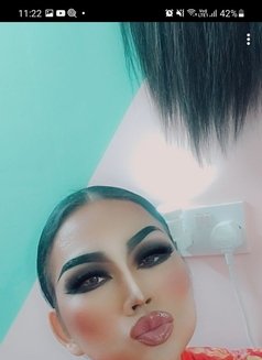 A Mena - Transsexual escort in Al Ain Photo 10 of 30