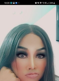 A Mena - Transsexual escort in Al Ain Photo 29 of 30