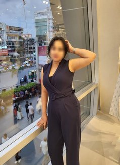 I LOVE MAKING MY CLIENTS HAPPY FULL GFE - escort in Bangalore Photo 6 of 12