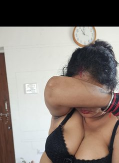 A Professional Male Escort - Acompañante masculino in Pune Photo 3 of 3