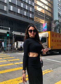 Heart - escort in Hong Kong Photo 7 of 9
