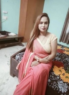 I'M-Roshni+91855,6898,244-Escort Service - puta in Chandigarh Photo 2 of 3