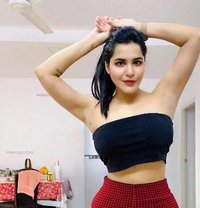 A Romantic Night WitH IndePendent Girls - escort agency in Chandigarh