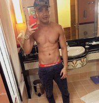 A Sexxy Hot Twnk Cream pie Sexual Desire - Acompañantes masculino in Dubai Photo 9 of 10