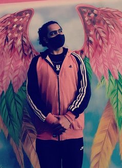 A Soul Deep Connection | Your Private Bf - Male escort in New Delhi Photo 2 of 3