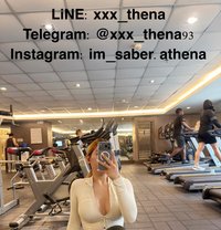 G F E - puta in Taipei Photo 9 of 9