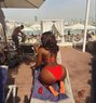 A Y - puta in Dubai Photo 3 of 3