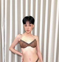 little girl - masseuse in Riyadh