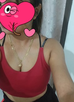 A young and cute girl Roshel independent - escort in Colombo Photo 13 of 13