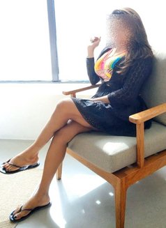 A Younger Cute Lady Visits You - puta in Colombo Photo 8 of 9