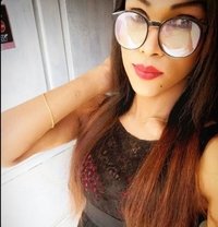 A Zi L(shonali Qtli)when Hard Cock 9inch - Transsexual escort in Colombo