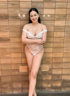 Lovely A girl - puta in Mumbai Photo 1 of 10