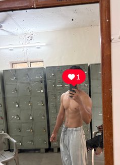 Aaakashhhh - Acompañantes masculino in Pune Photo 1 of 7