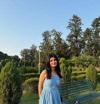 Aachal - puta in Pune