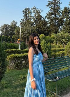 Aachal - puta in Pune Photo 5 of 5