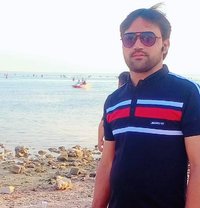 Aadhil - Male escort in Al Manama