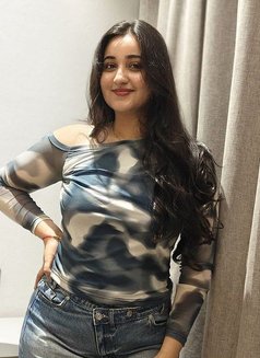 Aadhvika - escort in Kochi Photo 3 of 3