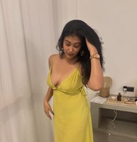 Aadhya - puta in Ahmedabad