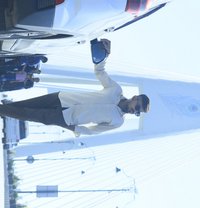 Aadi - Acompañantes masculino in Rajkot