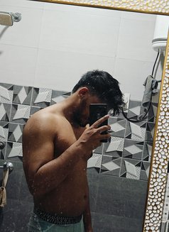 Aadil 8 Inch M Bull - Male escort in New Delhi Photo 5 of 5