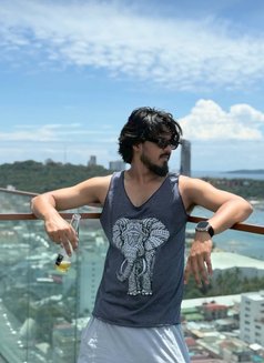 Aaditya Singh - Acompañantes masculino in Kathmandu Photo 2 of 2